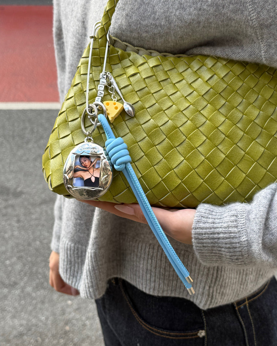 DIGITAL EGG PHOTO KEYCHAIN