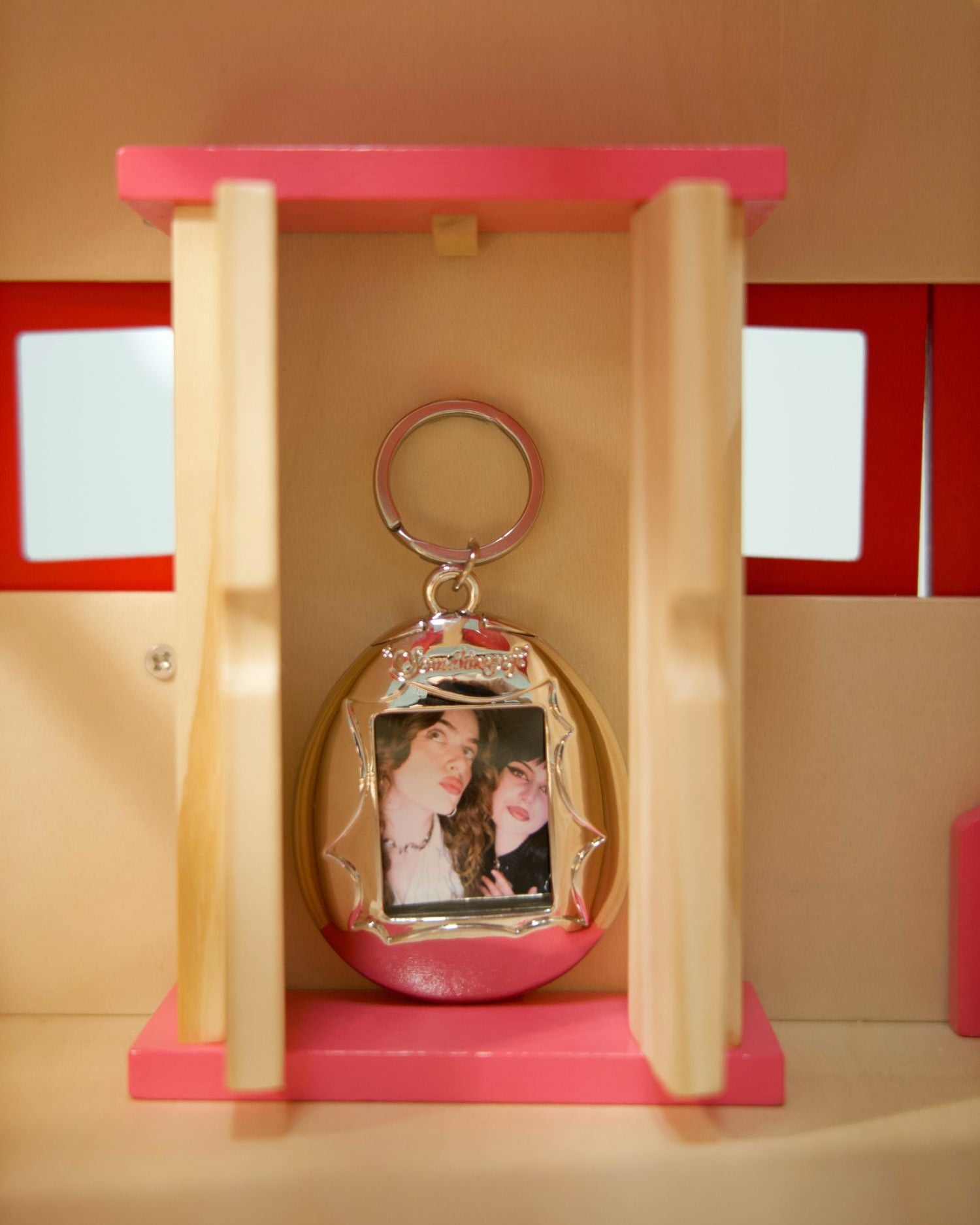 DIGITAL EGG PHOTO KEYCHAIN